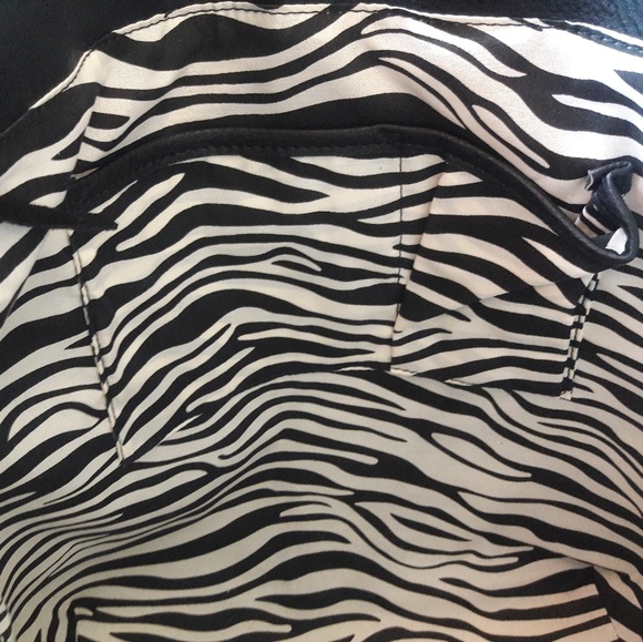 Steve Madden tote - Picture 6 of 8